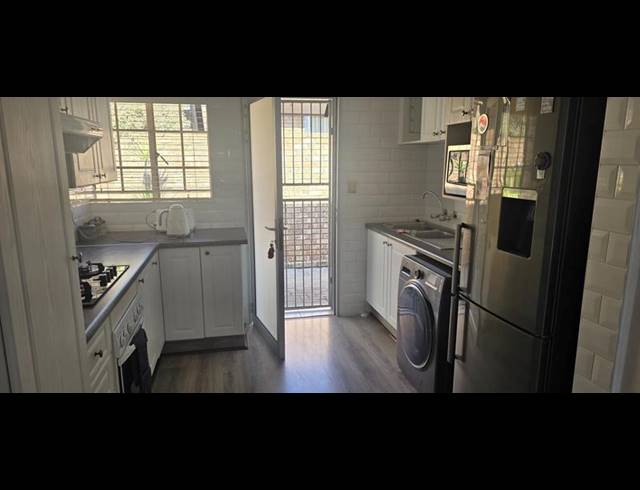 2 BEDROOM TOWNHOUSE FOR SALE IN MAGALIESKRUIN